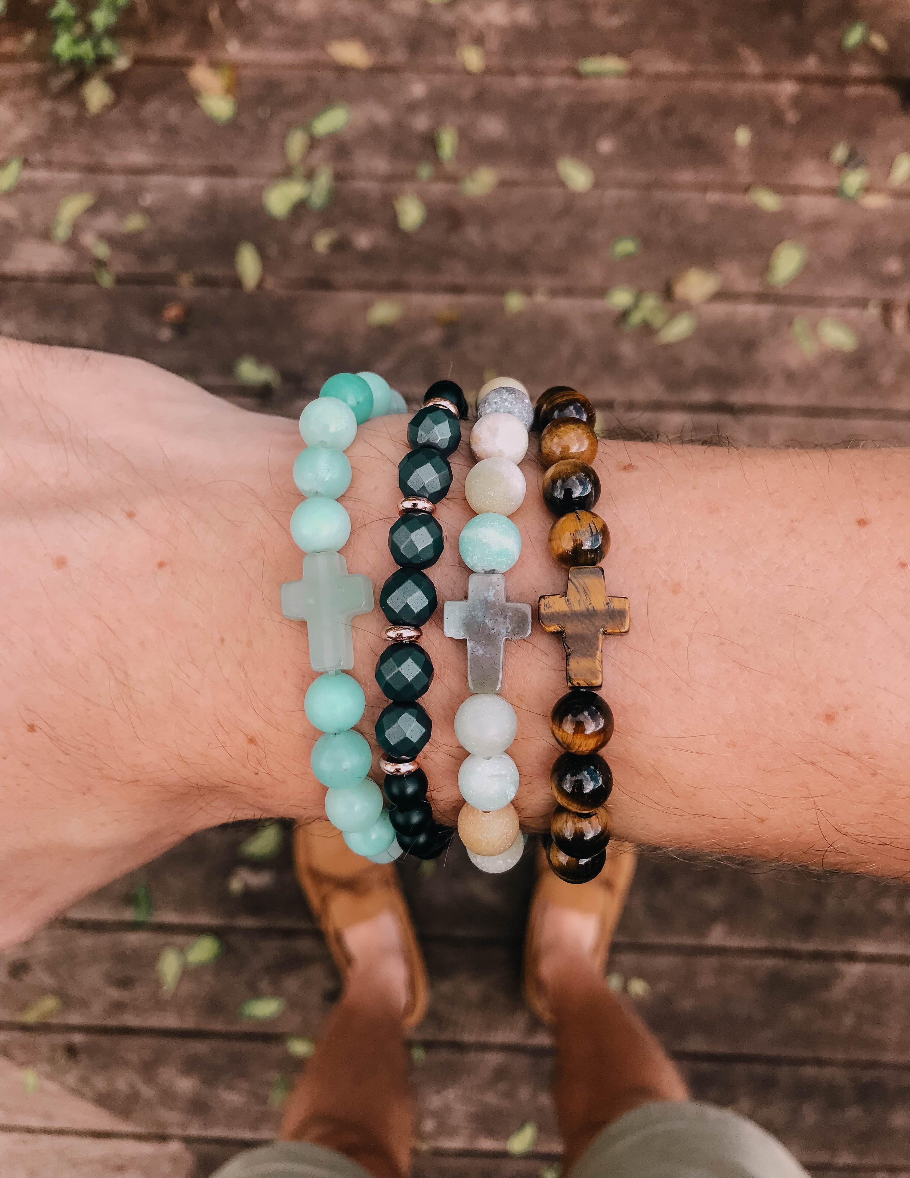 Stunning Tiger Eye Cross Bracelet